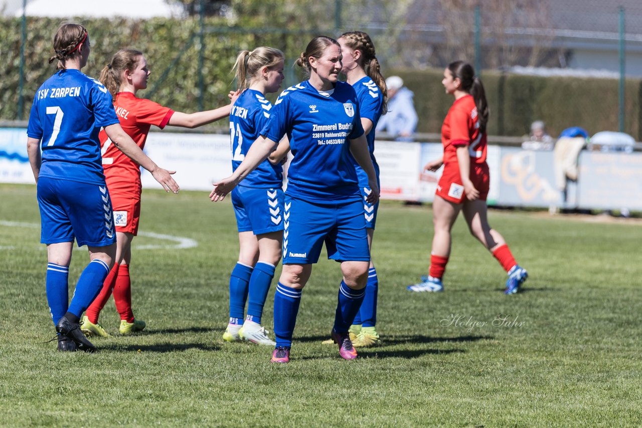 Bild 399 - F TSV Zarpen - Holstein Kiel II : Ergebnis: 2:6